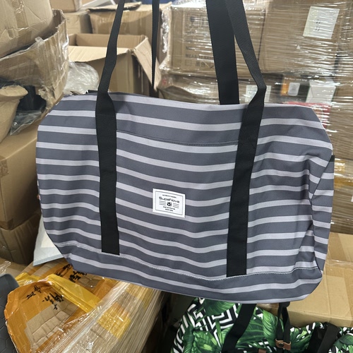 旅行包 约55x25x35 颜色随机发