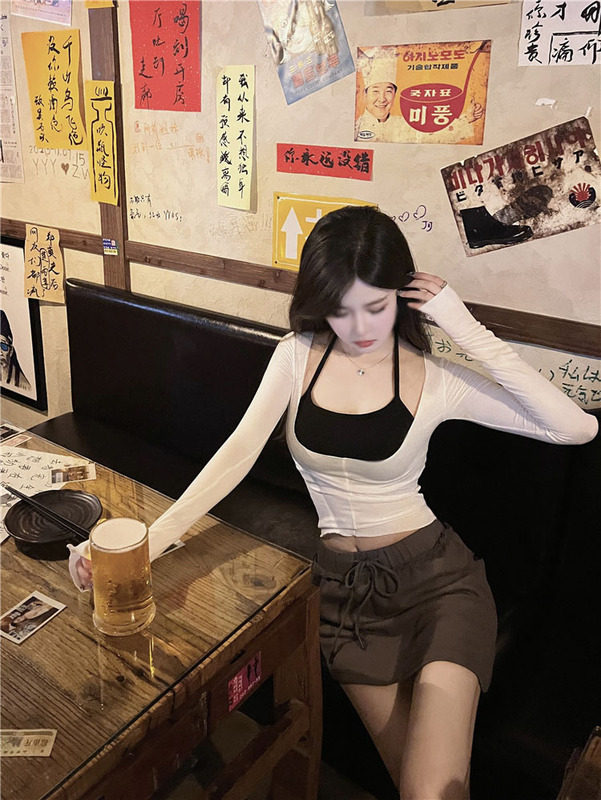 女士时尚套装长袖收腰修身T恤短款上衣女秋c吊带背心二件套夏季