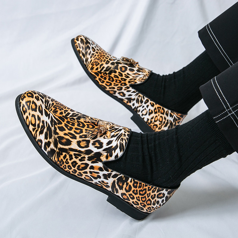 豹纹男鞋时尚个性潮鞋子韩版休闲皮鞋百搭一脚蹬乐福鞋发型师走秀,流行男鞋,休闲皮鞋,淘宝优惠券,粉丝福利购,淘宝优惠卷