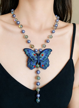 蓝色镶钻刺绣蝴蝶串珠长款毛衣链