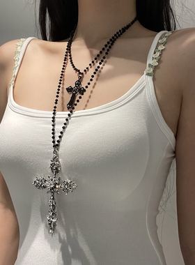 暗黑满钻十字架长款辣妹串珠项链女高级感朋克颈链毛衣链锁骨链