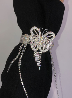 精致重工流苏镶钻蝴蝶手链可调节