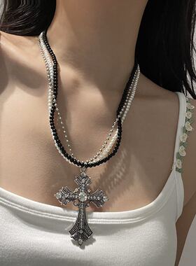 镶钻银色十字架吊坠多层串珠项链