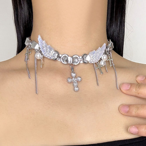 甜酷皮银色翅膀choker十字架项链