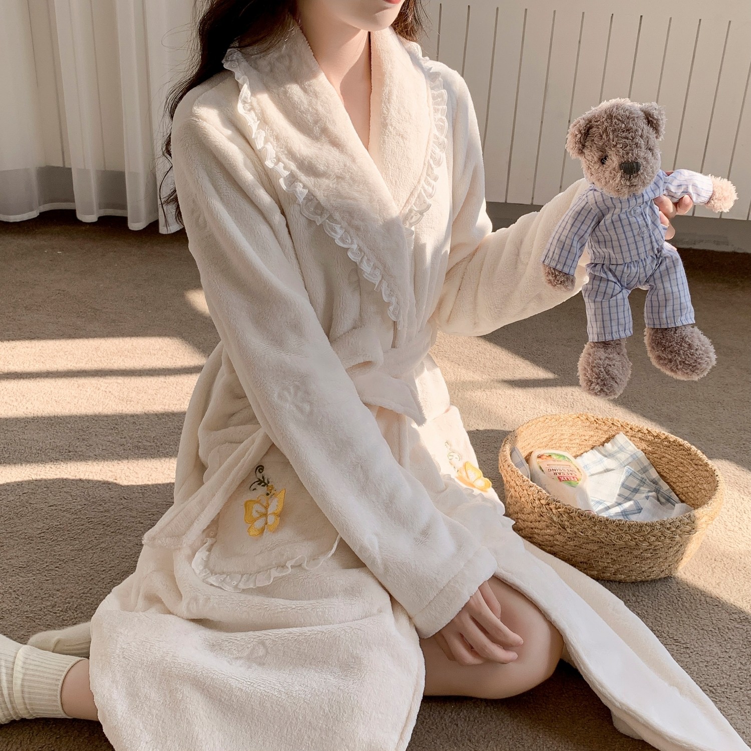 秋冬睡衣睡袍女珊瑚绒加厚甜美公主风长款法式系带浴袍睡裙1025e
