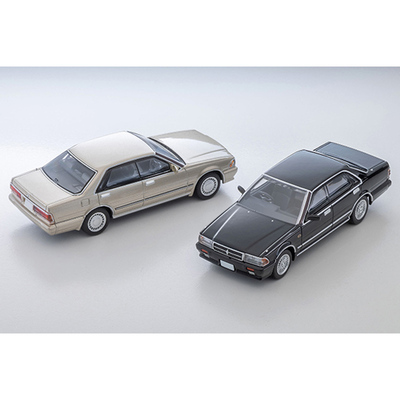 TLV车模368a/b 1:64 日产公爵HTV20GT合金车模仿真车模型收藏摆件