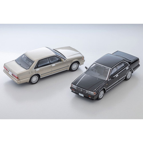 TLV车模368a/b 1:64 日产公爵HTV20GT合金车模仿真车模型收藏摆件