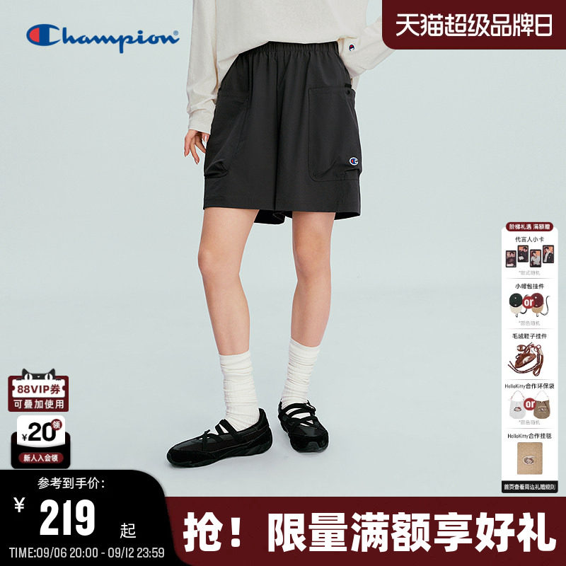 Champion休闲工装风短裤女款图片
