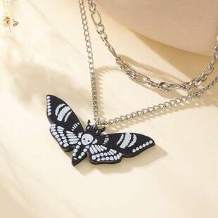 欧美时尚亚克力暗黑双层蝴蝶吊坠项链小众设计黑色骷髅飞蛾锁骨链