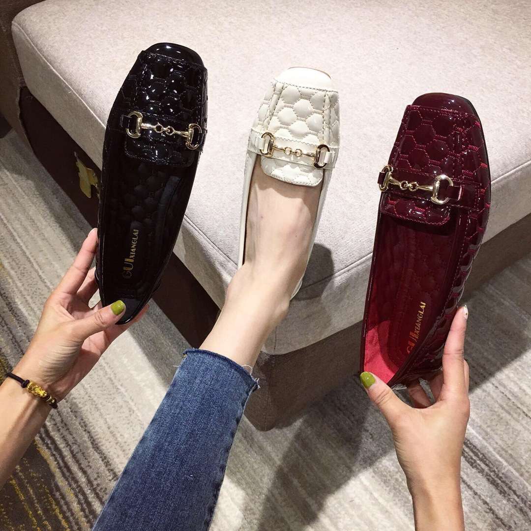 豆豆鞋子女鞋2020新款春季百搭方头欧美软底黑色皮鞋工作平底单鞋