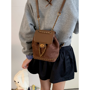第九城复古双肩包包女2025新款潮时尚小香风链条背包多功能水桶包