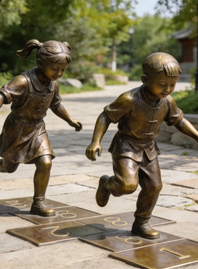 铸铜童趣主题雕塑小孩放风筝人物铜雕户外景区校园公园摆件厂家