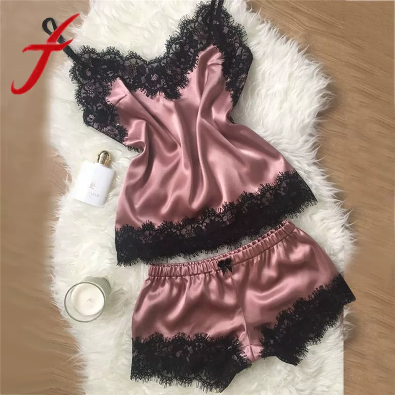 Ирие Искушение Babydoll ночнушка топ-кими и комплект из шорт