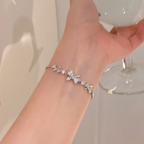 Cross-border new style bow pull bracelet for women跨境女手链