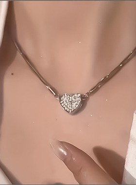 Cross-border Love Necklace - Multi-layered Jewelry跨境项链女