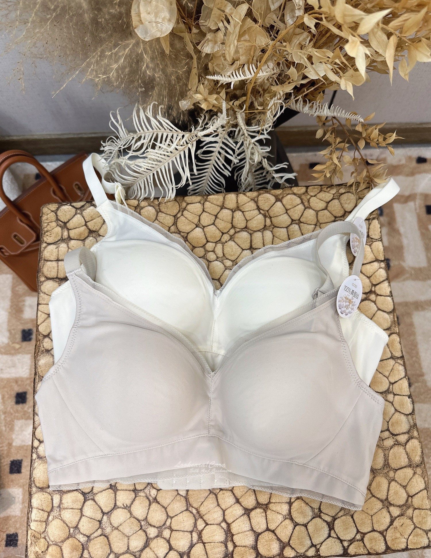 桑蚕丝内衣文胸聚拢不跑杯防下垂收副乳无痕透气内衣女胸罩