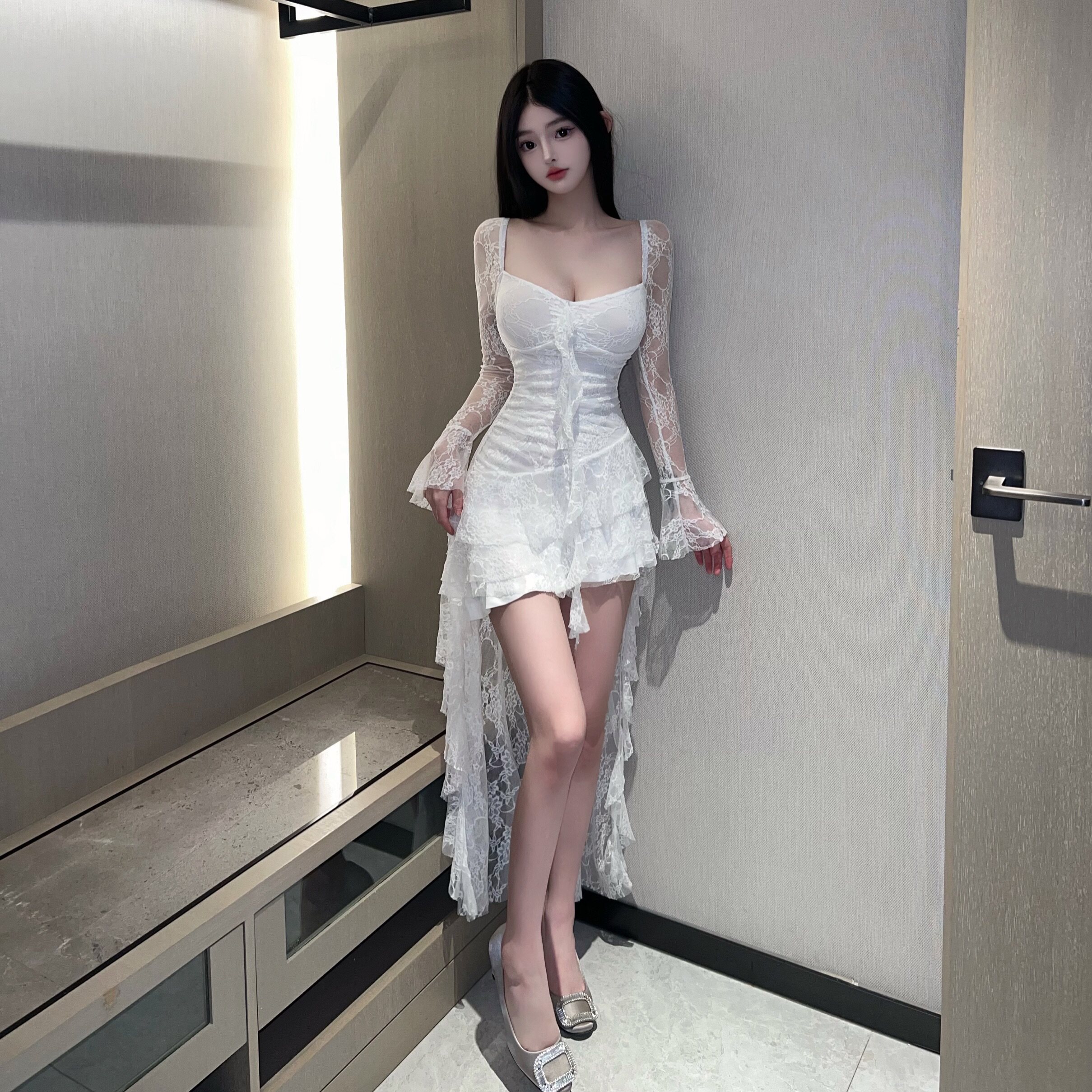 性感不规则蕾丝纯色拼接时尚小众