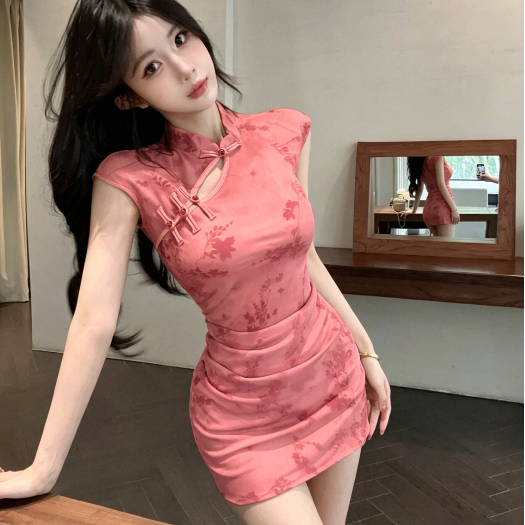复古约会年轻款褶皱旗袍连衣裙