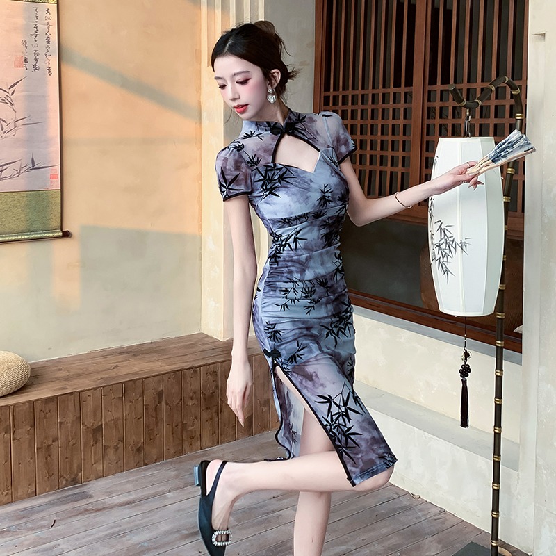 復古表演改良鏤空開叉旗袍顯身材