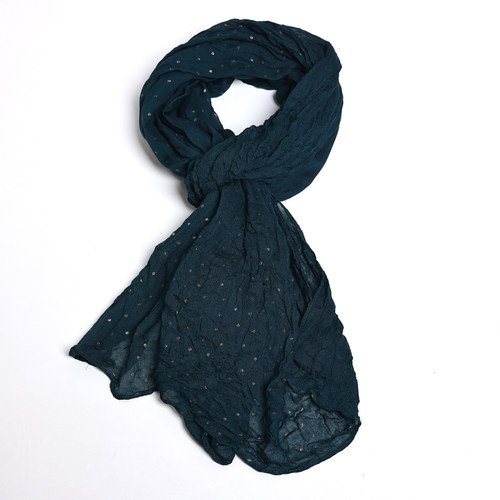 2025年秋冬季新品时尚薄款印花防风度假披肩韩版洋气百搭围巾潮