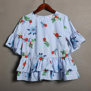 2026年夏季 甜美时尚 洋气女士圆领套头荷叶边拼接印花短袖 T恤 新品