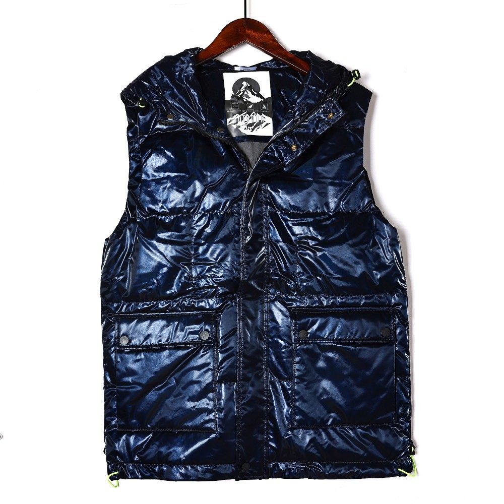 2025秋冬连帽羽绒马甲男女时尚加厚保暖防寒百搭个性经典简约背心,男装,羽绒马甲,淘宝优惠券,粉丝福利购,淘宝优惠卷