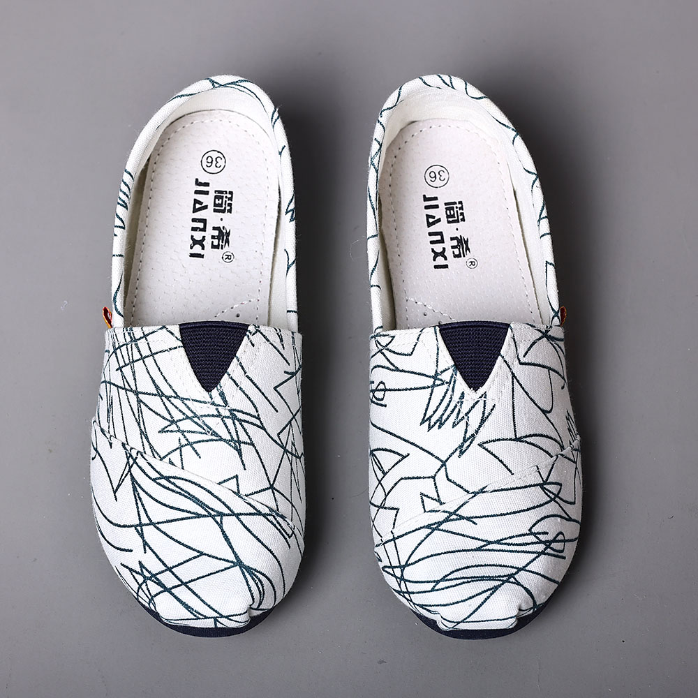 春夏季新品单鞋老北京布鞋韩版时尚软底低帮休闲懒人鞋一脚蹬布鞋,女鞋,帆布鞋,淘宝优惠券,粉丝福利购,淘宝优惠卷