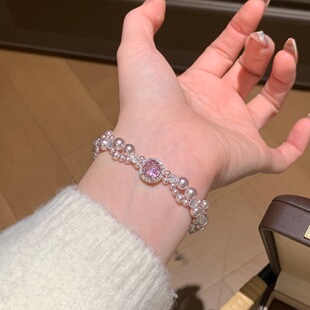 2026新款双层缠绕珍珠抽拉式手链轻奢甜美小众高级感精致手饰