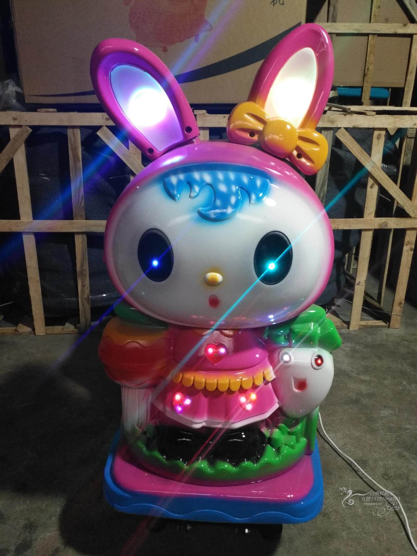 厂家直销新款画屏卡通猫摇摇车