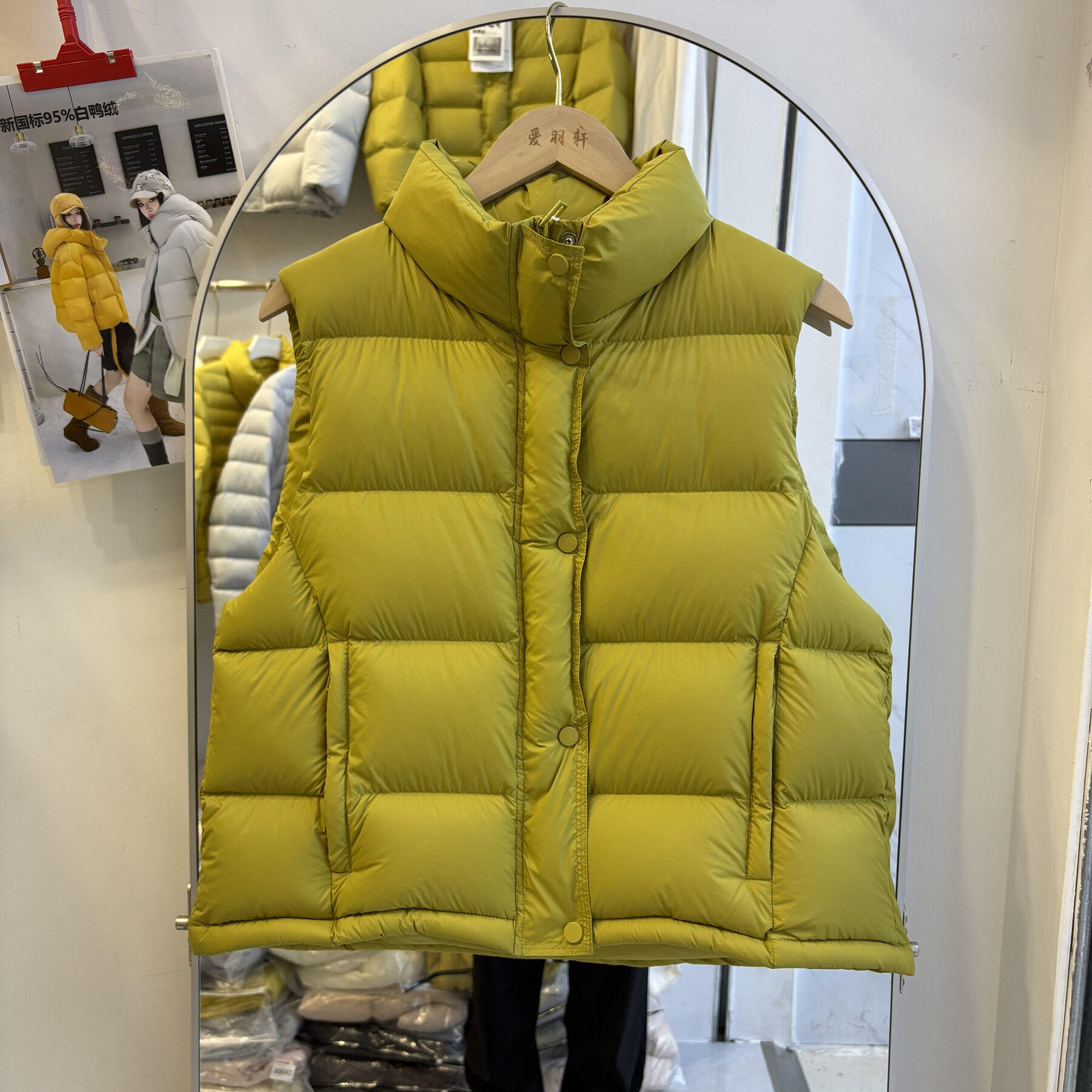 95鸭绒秋冬时尚加厚排骨立领羽绒服女马甲短款背心冬装外套百搭