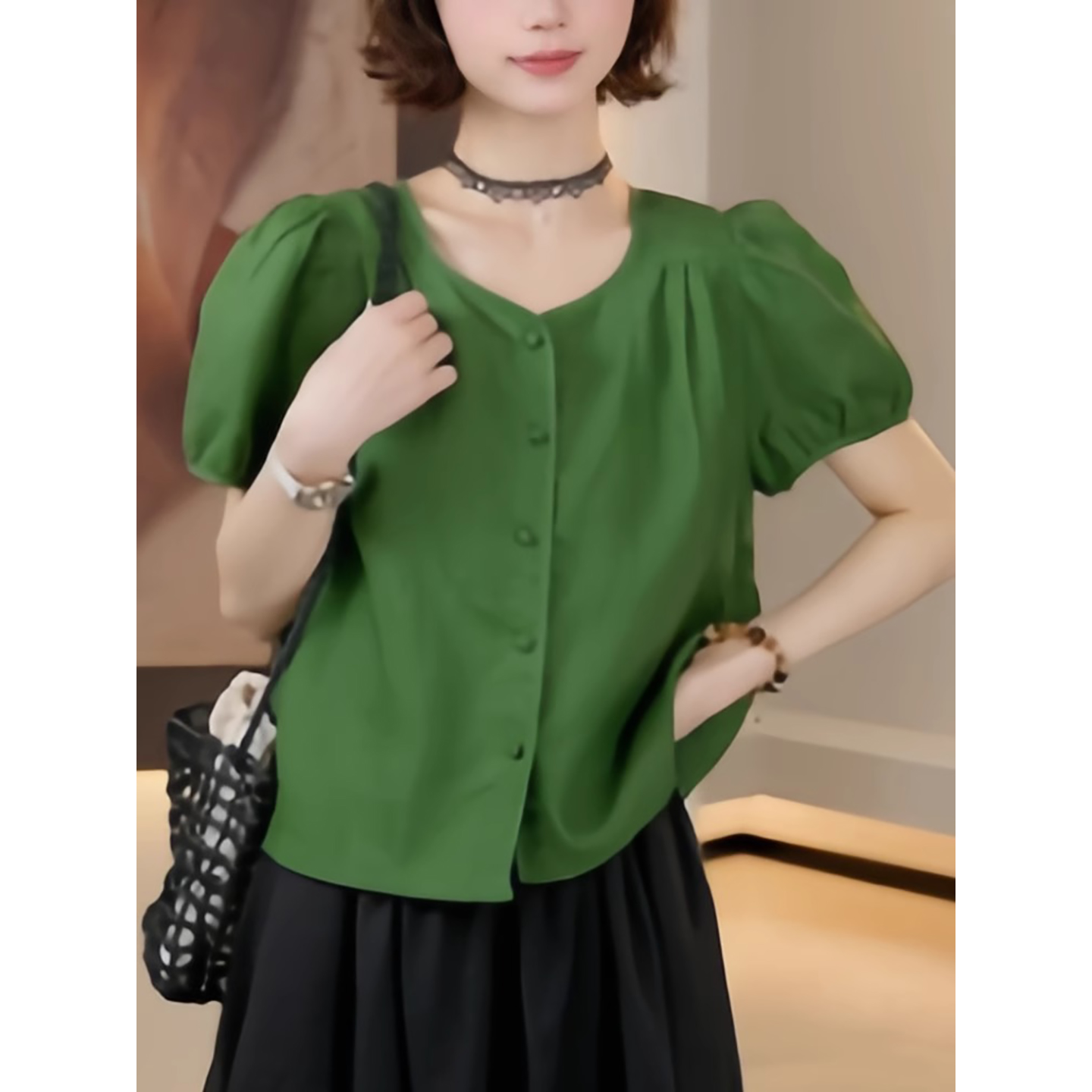 绿色真丝短袖衬衫女夏季新款减龄气质别致桑蚕丝衬衣时髦独特上衣