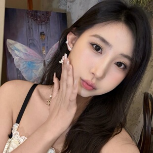 小份心碎 小众设计高级感轻奢耳钉女精致八芒星耳环2025新款耳饰