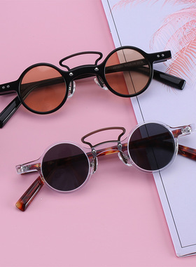 一圆形复古民国街拍小眼镜板材女