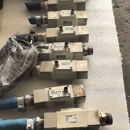 议价日本原装SMC开关PF2W511-10，水计，实物拍