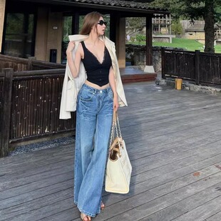 阔腿喇叭牛仔裤 复古深蓝色 猫须纹理