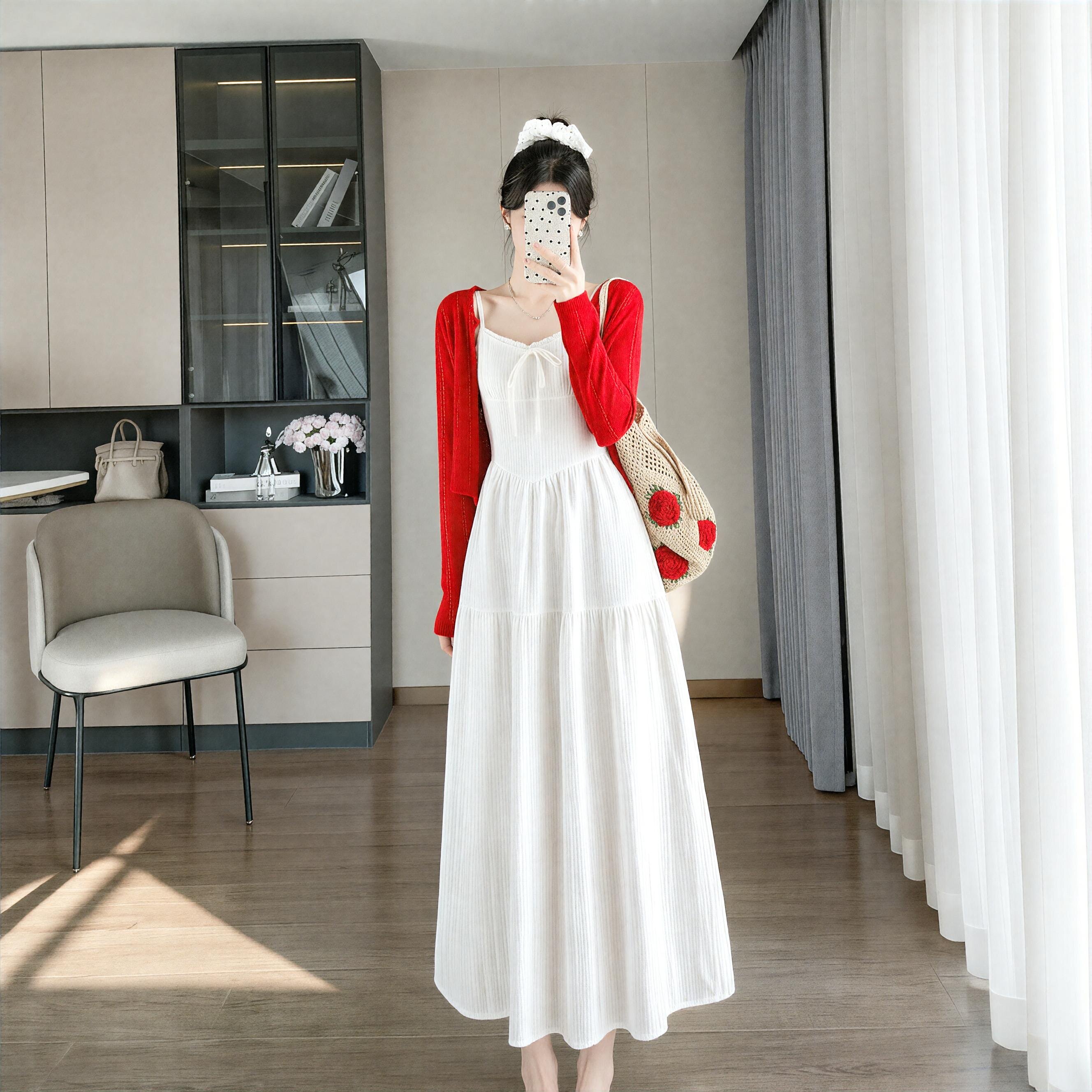 温柔初恋清新白色吊带连衣裙夏季新款小个子超仙可甜花边小白裙子