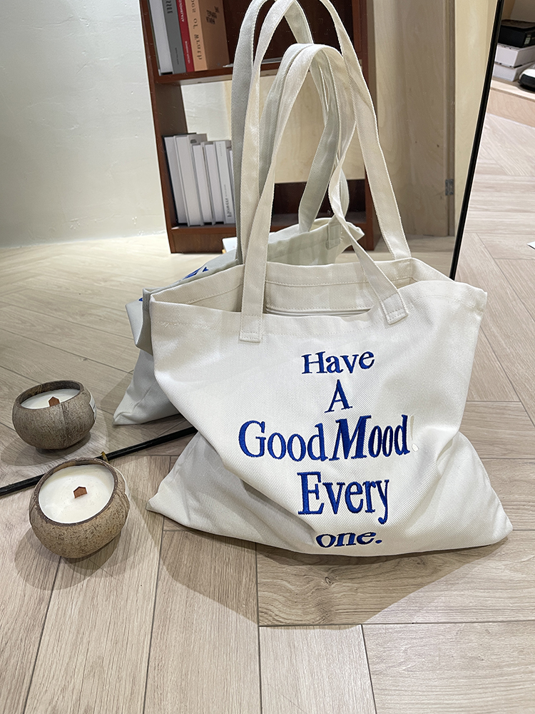 2024韩系ins风新款英文字母帆布包休闲大容量购物袋白色单肩包526
