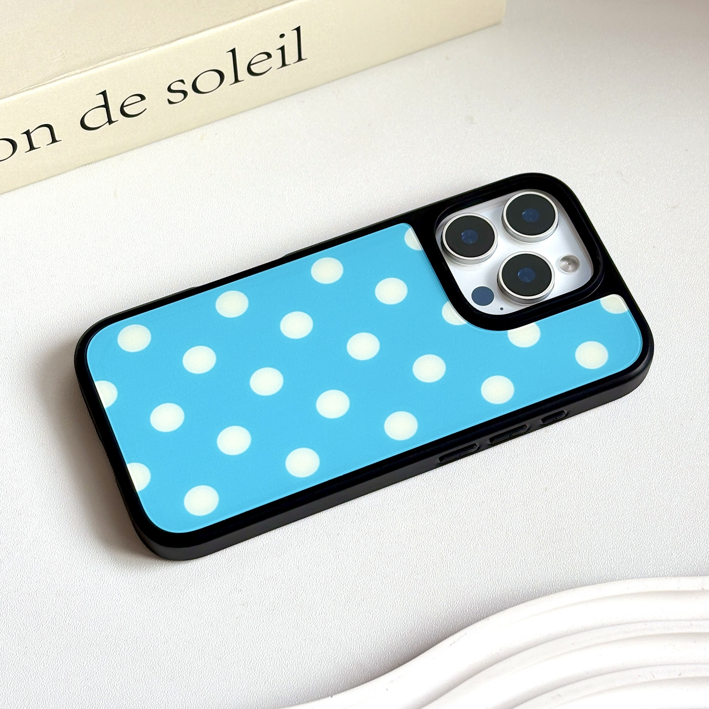 ins小众蓝色波点黑边磨砂磁吸手机壳适用苹果iPhone17promax手机壳16pro玻璃手机壳14全包13手机壳16plus甜美