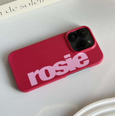 朴彩英同款rosie辣妹红字母手机壳硬壳全包适用苹果iPhone17promax菲林手机壳16pro磨砂16亮面全包13精孔软壳
