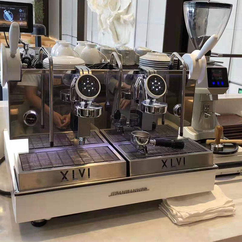 意大利原装进口xlvi牛牛自清洗半自动咖啡机咖啡机可定制安装培训