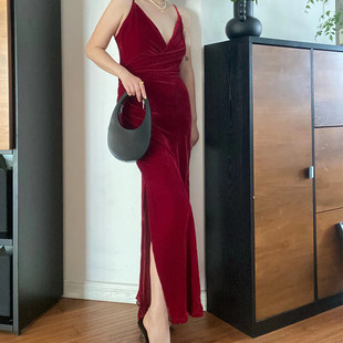 FL/新真丝绒 天鹅绒复古法式v领褶皱吊带修身露背开叉连衣长裙女