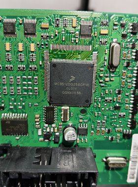 MC9S12DG256CPVE 0L01Y 112脚 集成 汽车电脑板芯片IC 可直拍