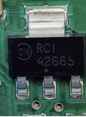 NCV4266ST50T3G SOT-223贴片 丝印42665 5V 150mA 线性稳压器IC