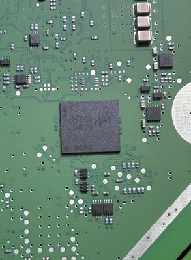 全新原装 MTFC16GAPALBH-AIT 丝印JWC70 MICRON BGA 储存器IC