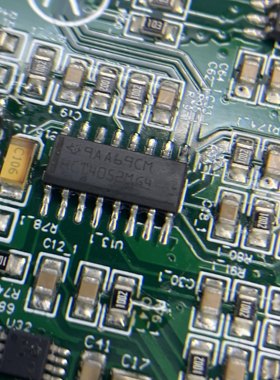 HCT4052M 全新原装 CD74HCT4052M96 多路复用开关芯片IC SOP16