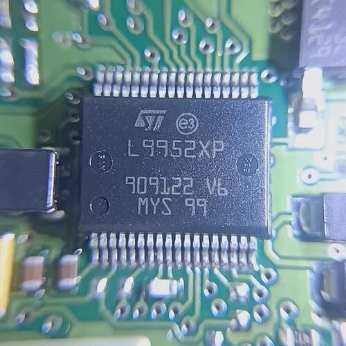 L9952XP 适用奥迪Q7车门模块电源驱动器芯片 汽车车门摇窗机驱动