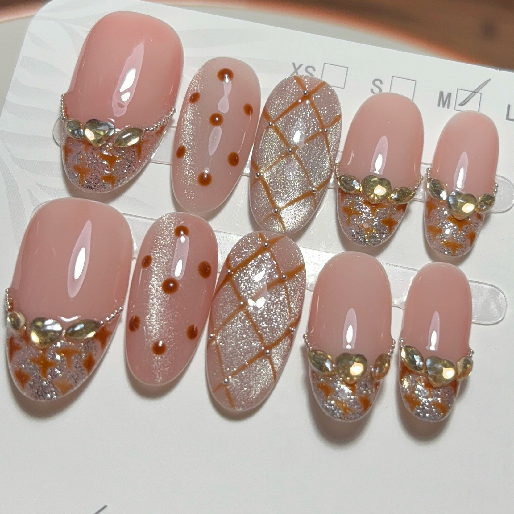 洛曼枝原创高级感新款纯手工美甲穿戴甲红色法式新年甲菱形格纹贴