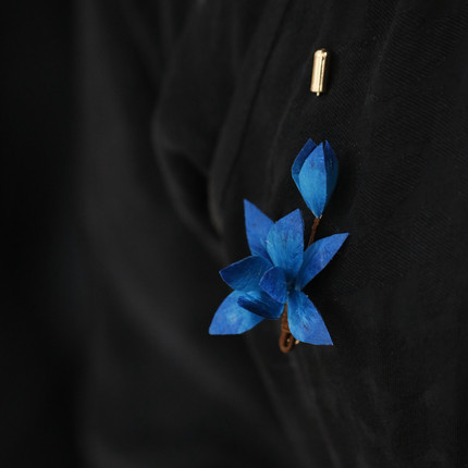 蓝色手工绒花玉兰花花朵胸针男士女士通用高级中式外套旗袍配饰