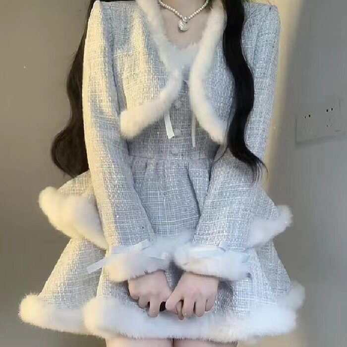 秋冬新款毛毛拼接蓬蓬裙吊带裙+短款蓝色外套小个子绝美时尚套装