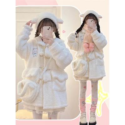 小熊软糯羊羔绒大衣外套